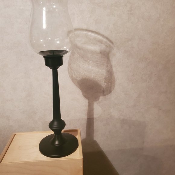 Illuminate Candle holder - Picture 2 of 3